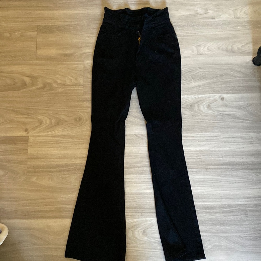 Black bell bottom jeans by SHEIN